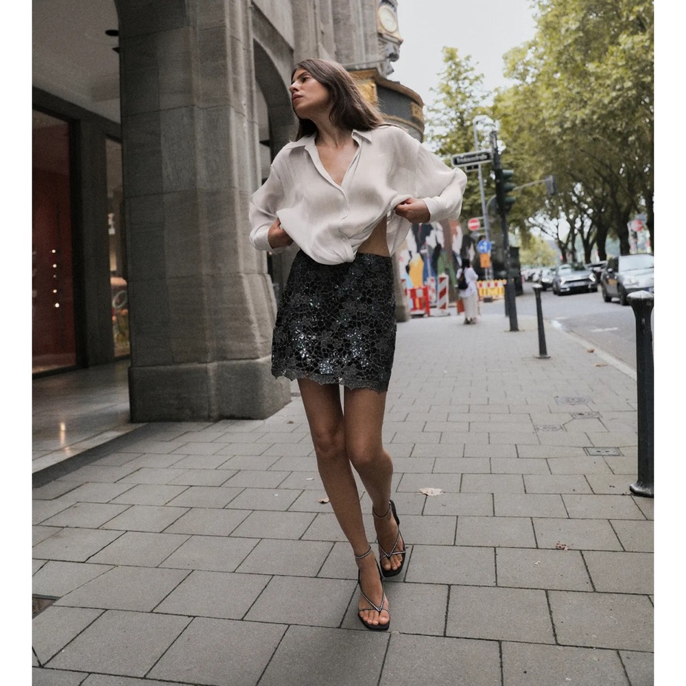 Zara ❤️ Pearl Grey Satin Effect Knotted Blouse
